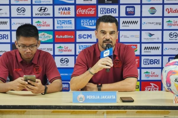 Carlos Peña: Persaingan di Papan Atas Liga 1 Semakin Menegangkan