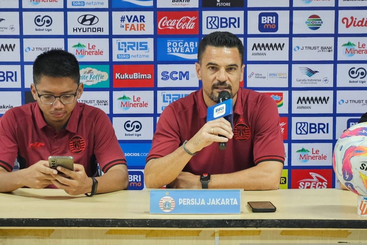 Carlos Peña: Persaingan di Papan Atas Liga 1 Semakin Menegangkan
