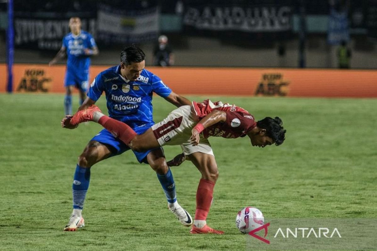 Kadek Agung Siapkan Solusi Terbaik Menjelang Pertandingan Melawan Persib Bandung